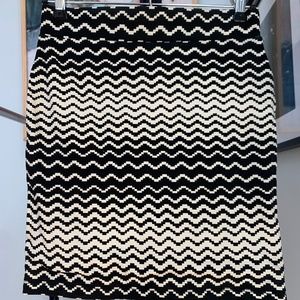 Black and White Geometric Pattern Mini Skirt
